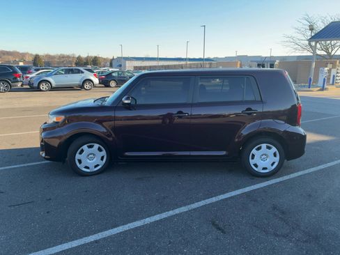 Used 2013 Scion xB image 5