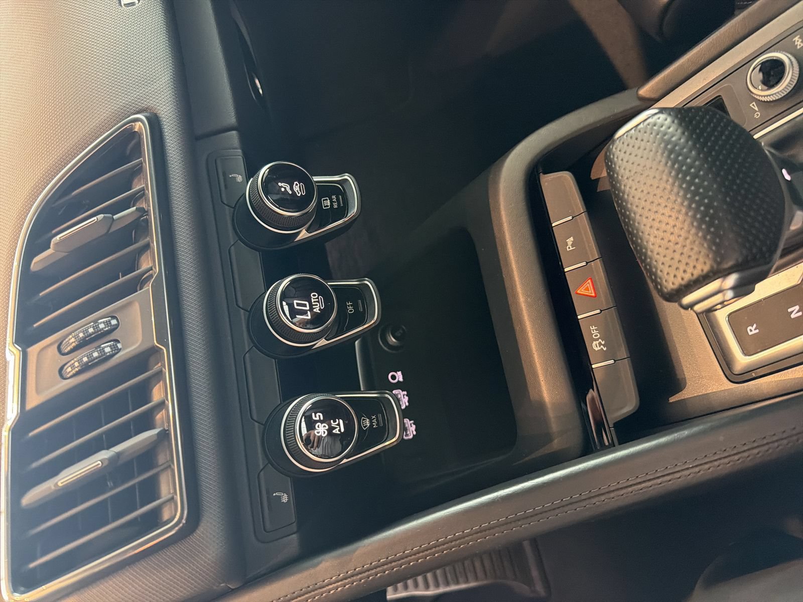Used 2018 Audi R8 V10 AWD/4WD image 11
