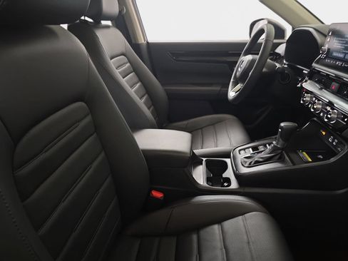 Used 2024 Honda CR-V EX-L image 10