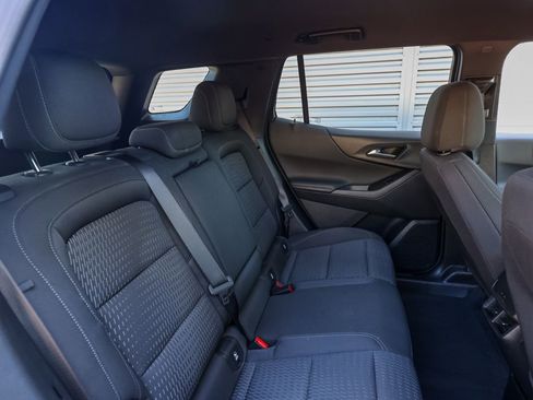 Used 2025 Chevrolet Equinox LT image 18