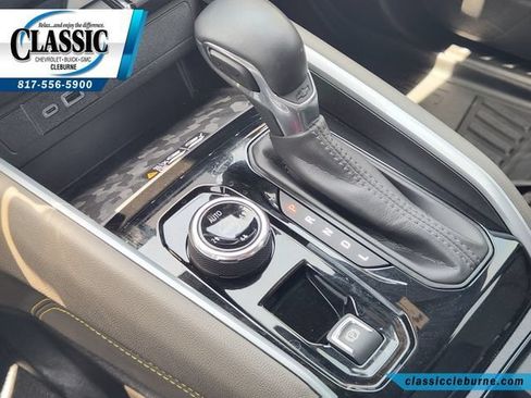 Used 2025 Chevrolet Colorado ZR2 w/ Technology Package AWD/4WD image 21