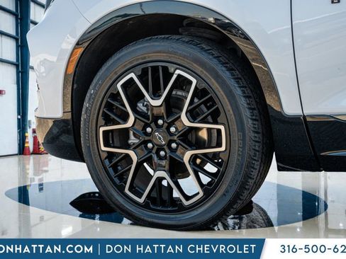 Used 2024 Chevrolet Blazer RS w/ Enhanced Convenience Package FWD image 36