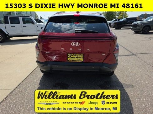 Used 2024 Hyundai Kona Limited image 6