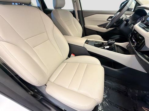 Used 2023 Nissan Rogue SL w/ SL Premium Package FWD image 15