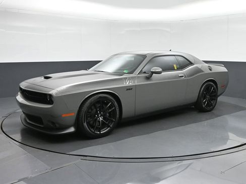 Used 2023 Dodge Challenger R/T Scat Pack w/ T/A Package image 3