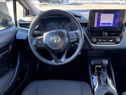Used 2024 Toyota Corolla LE image 17