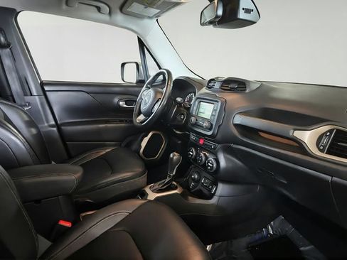Used 2016 Jeep Renegade Limited w/ Safety & Security Group AWD/4WD image 19