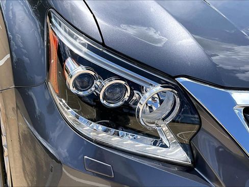Used 2017 Lexus GX 460 Premium w/ Premium Package AWD/4WD image 28