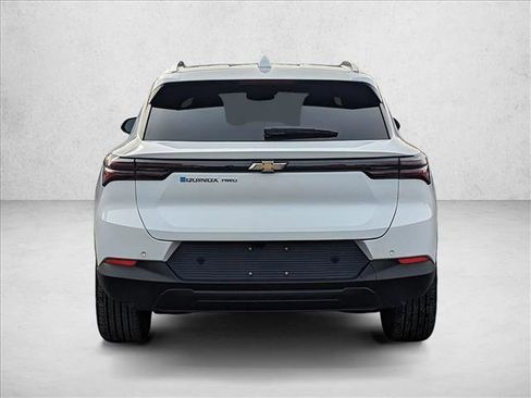 New 2026 Chevrolet Equinox EV LT image 7