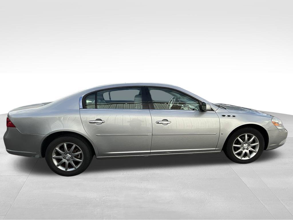 Used 2007 Buick Lucerne CXL w/ Luxury Package FWD image 7