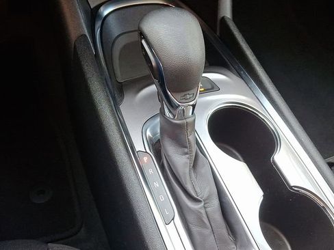 Used 2024 Chevrolet Malibu LT image 14