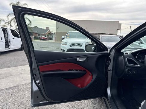 Used 2013 Dodge Dart SXT w/ Popular Equipment Group FWD image 5