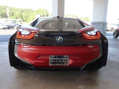 Used 2017 BMW i8 AWD/4WD image 7