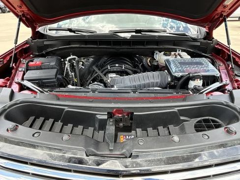 Used 2025 Chevrolet Tahoe Premier RWD image 34
