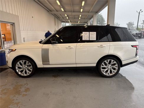 Used 2021 Land Rover Range Rover P525 Westminster Edition AWD/4WD image 6