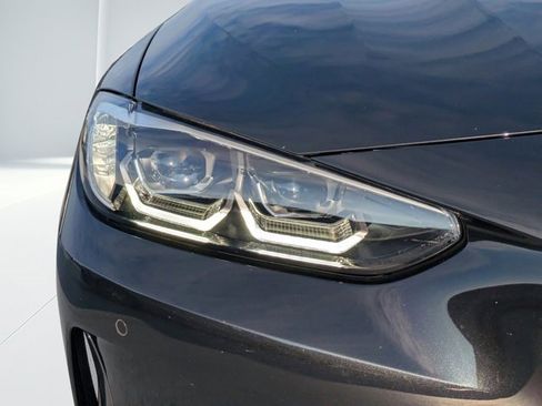 Used 2023 BMW 430i Convertible w/ Premium Package image 8