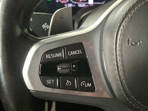 Used 2022 BMW X5 xDrive40i w/ M Sport Package AWD/4WD image 22