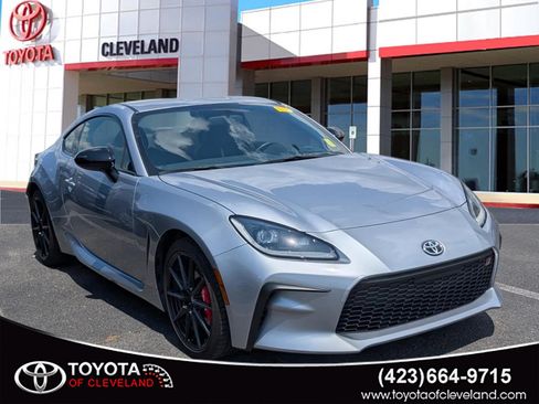 Used 2024 Toyota GR86 Premium w/ Performance Package RWD image 1