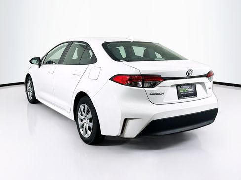 Used 2024 Toyota Corolla LE FWD image 5