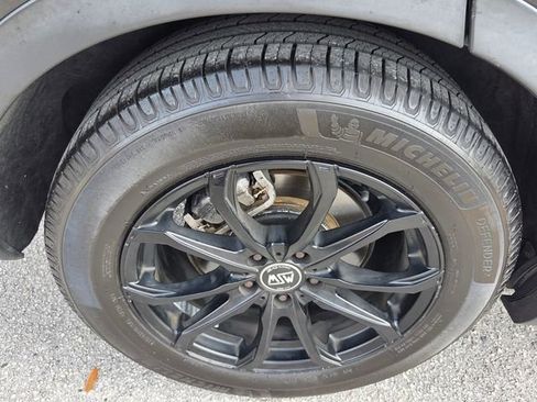 Used 2017 Honda CR-V EX-L image 19