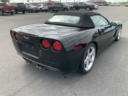 Used 2005 Chevrolet Corvette Convertible w/ Preferred Equipment Group RWD image 10