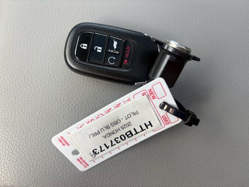 Certified 2025 Honda Pilot Touring image 39