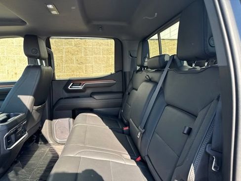 Used 2023 GMC Sierra 1500 Denali w/ Denali Reserve Package AWD/4WD image 12