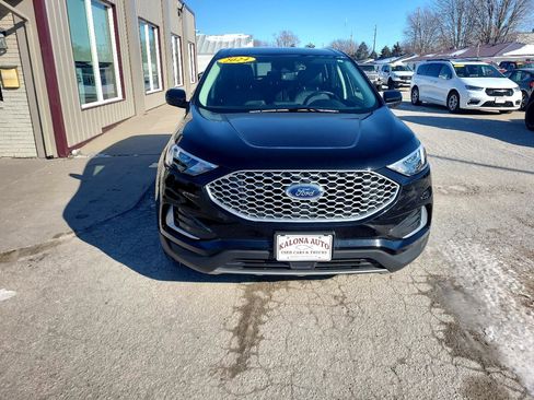 Used 2024 Ford Edge SEL image 3