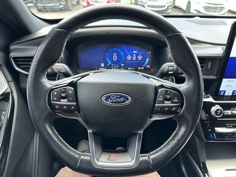 Used 2022 Ford Explorer ST w/ Equipment Group 401A AWD/4WD image 13