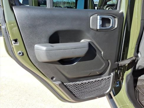 Used 2022 Jeep Wrangler Unlimited Sport image 20