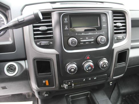 Used 2018 RAM 3500 Tradesman w/ Chrome Appearance Group AWD/4WD image 19