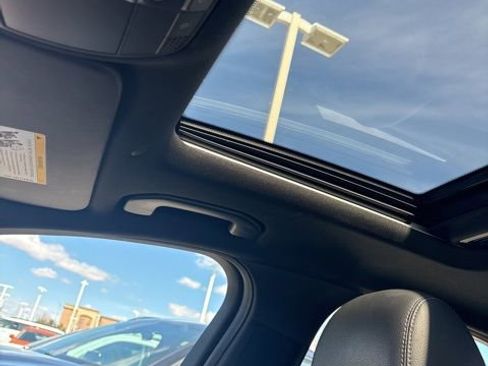 Used 2020 Mercedes-Benz C 300 Sedan image 26