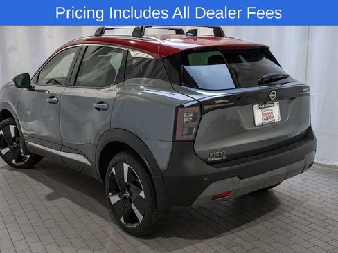 New 2026 Nissan Kicks SR w/ Cold Weather Package FWD image 4