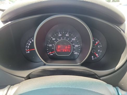Used 2017 Kia Soul + w/ Designer's Package FWD image 21
