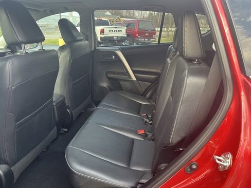 Used 2014 Toyota RAV4 Limited w/ Technology Package AWD/4WD image 29