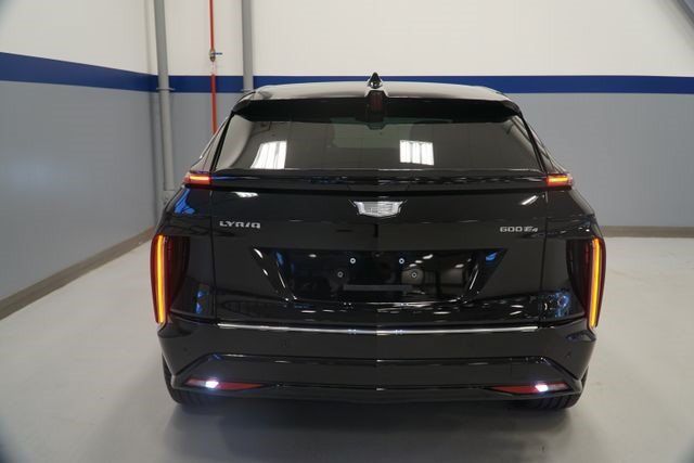 Certified 2024 Cadillac Lyriq Tech AWD/4WD image 5
