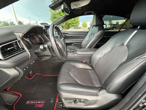 Used 2022 Toyota Camry XSE w/ TRD Appearance Package (TMS) FWD image 9