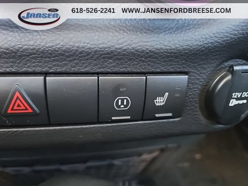 Used 2017 Jeep Wrangler Unlimited Sahara AWD/4WD image 22