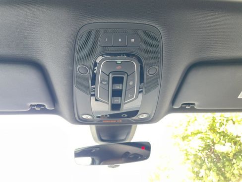 Used 2020 Audi Q5 2.0T Premium w/ Convenience Package image 21