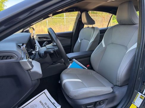 Used 2025 Toyota Camry SE AWD/4WD image 22