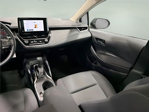 Used 2023 Toyota Corolla LE FWD image 25