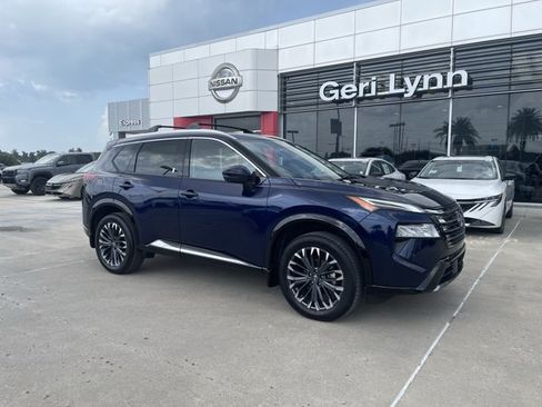 Certified 2026 Nissan Rogue Platinum w/ Platinum Premium Package AWD/4WD image 1