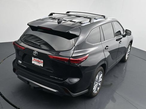 Used 2022 Toyota Highlander Limited AWD/4WD image 26