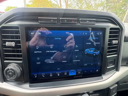 Used 2022 Ford F150 XLT w/ Equipment Group 302A High AWD/4WD image 16