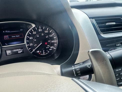 Used 2014 Nissan Altima 3.5 SL w/ Technology Package image 11