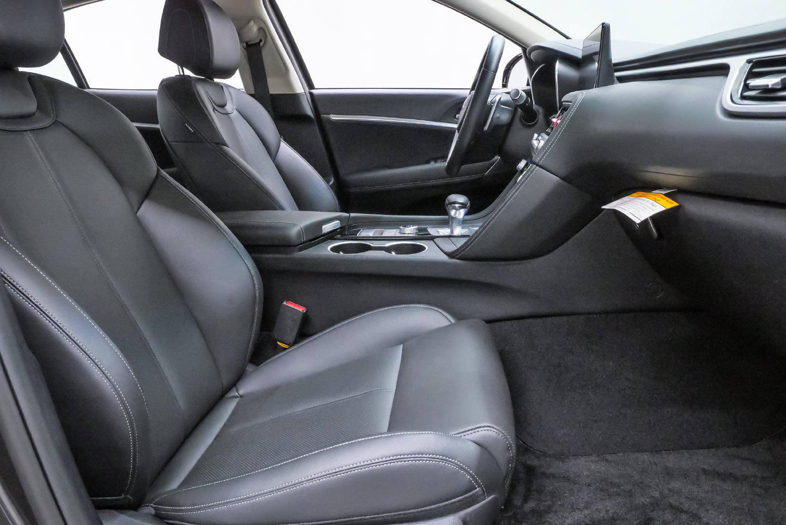 Certified 2026 Genesis G70 2.5T AWD/4WD image 13