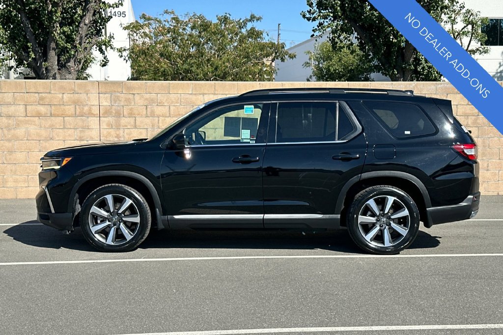 Certified 2023 Honda Pilot Touring image 7