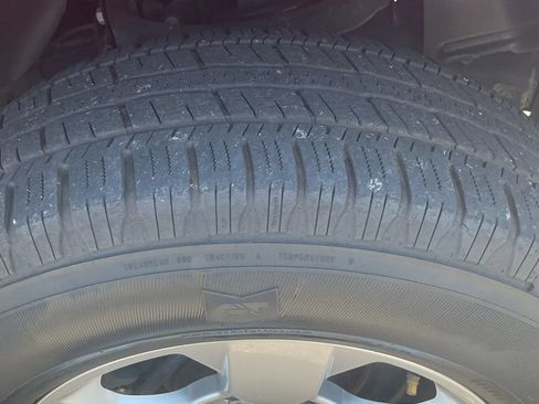 Used 2020 RAM 1500 Big Horn AWD/4WD image 10