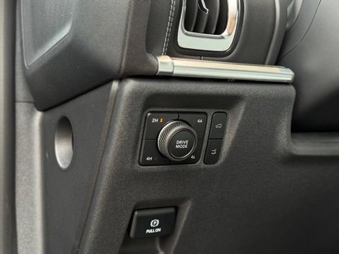 New 2027 Ford Expedition Platinum AWD/4WD image 16