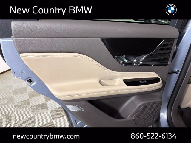Used 2022 Lincoln Corsair AWD w/ Premium Package image 15